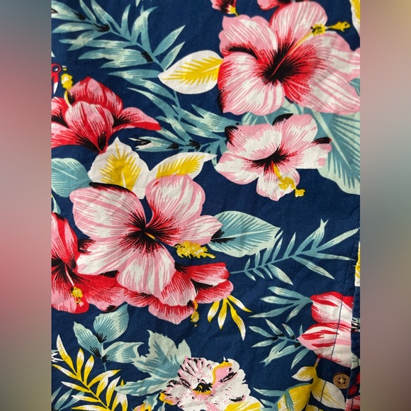 CACTUS MAN Ricky Singh Tropical Floral Button Up Shirt Size Small - Picture 3 of 8